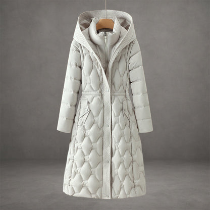 Langer Damen-Steppmantel mit Kapuze und geometrischem Steppmuster-Coats for women-Alpenkind