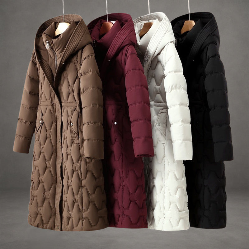 Langer Damen-Steppmantel mit Kapuze und geometrischem Steppmuster-Coats for women-Alpenkind