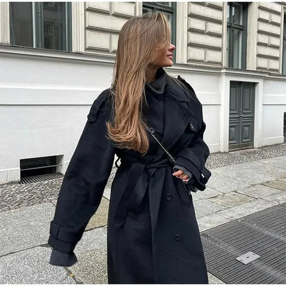 Langer Damen-Trenchcoat mit Gürtelmanschetten-Coats for women-Alpenkind