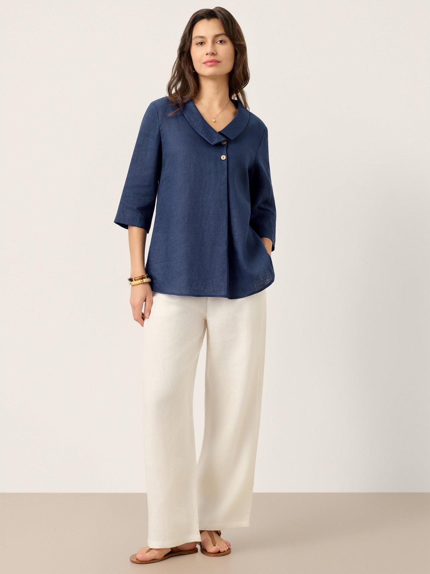 Leinentop für Damen mit asymmetrischem Kragen-Tops for women-Alpenkind