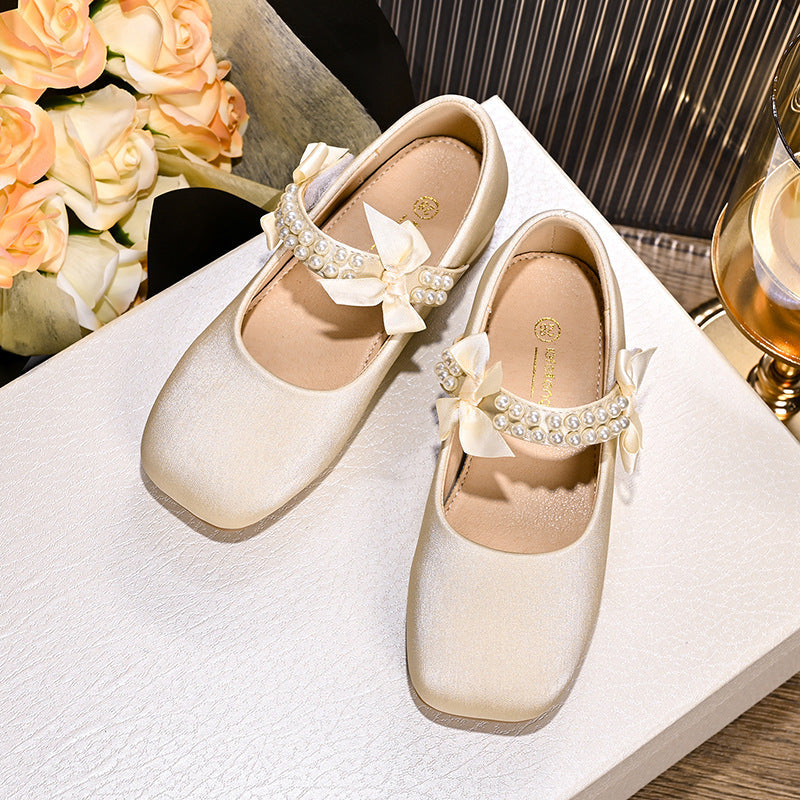 Mädchen-Ballerinas mit Perlenriemen und Schleifendetail-Footwear for women-Alpenkind