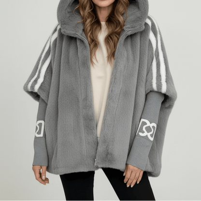 Oversized Damenjacke aus Kunstfell mit Kapuze-Jacket for women-Alpenkind
