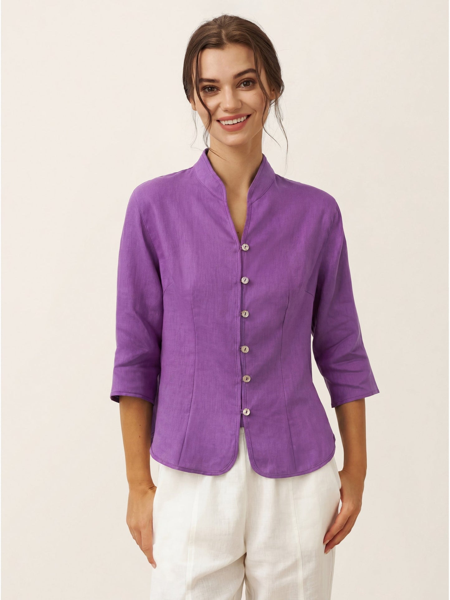 Tailliertes Damen-Leinenhemd mit Stehkragen-Shirts for women-Alpenkind