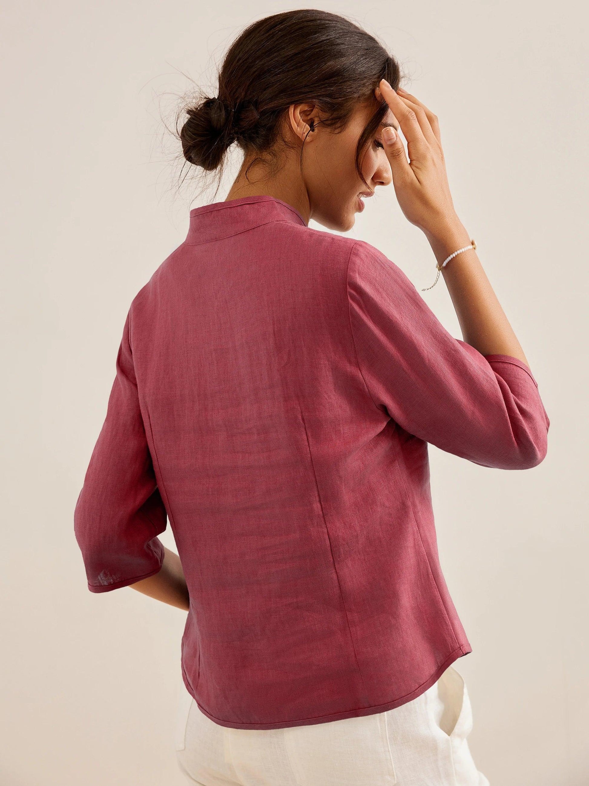 Tailliertes Damen-Leinenhemd mit Stehkragen-Shirts for women-Alpenkind