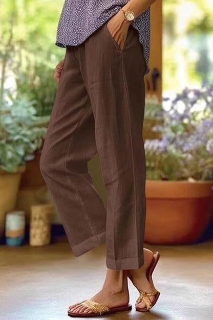 Verkürzte Damen-Hose mit geradem Bein und Umschlag-Pants for Women-Alpenkind